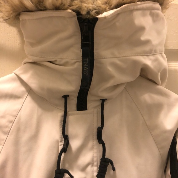 Aritzia bomber winter coat - Picture 4 of 10